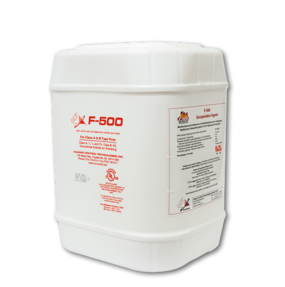 20 litri di F-500 EA in un contenitore.